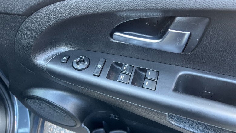 Kia Venga 1.6 3 5dr Auto [6] Petrol Hatchback